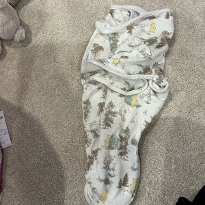 Disney Baby Aden + anais Winnie The Pooh Swaddle 0-3M